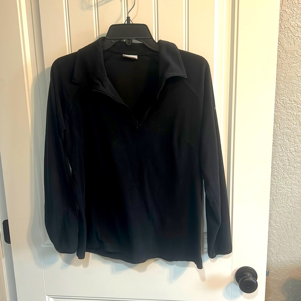 Black Columbia fleece jacket